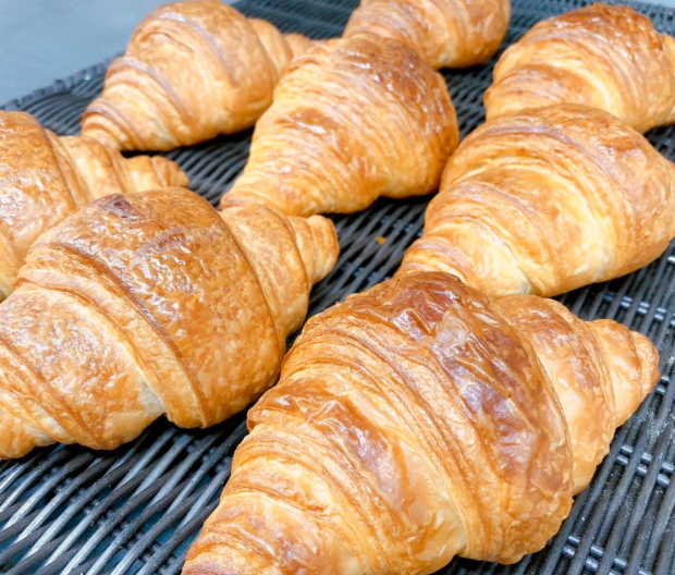 【おすすめ】クロワッサン(フランス産発酵バター使用)