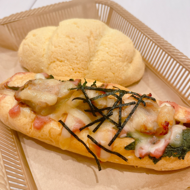 【おすすめ！】塩メロンパン＆梅じそチキンドッグ