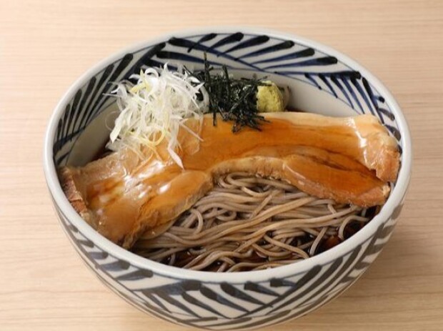 冷やし煮豚ぶっかけ蕎麦