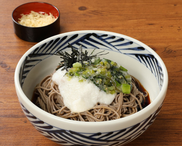 夏のおすすめメニュー『野沢菜わさびとろろそば』
